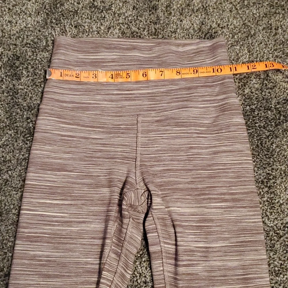 #126 Lululemon align mini space dye Crop Size 4